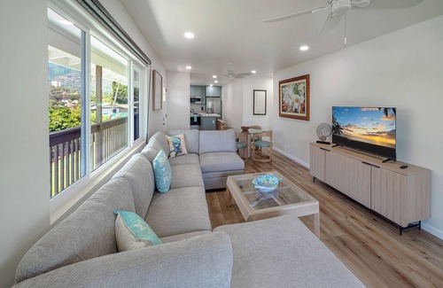 Makaha House | Brand New Home. Amazing ocean, mountain and coastline views