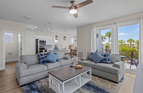 Bradenton Beach House | Brand new luxury duplex w/private pool, roof top decking, w/ds, & gulf views