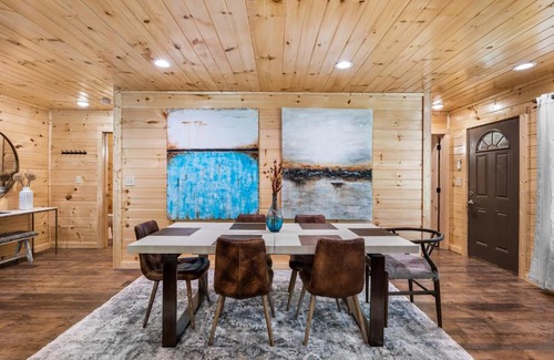 Gatlinburg - Pigeon Forge House | Brand New Luxury Cabin-Private Appalachian Retreat