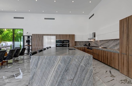 Rancho Mirage House | Brand New Luxury Vacation Rental, Private Resort Style Pool & Spa 2