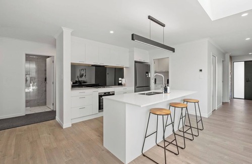 Kamo House | Brand new, modern. Entire home. 3 bedroom 2 bathroom.