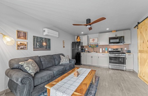 Wickenburg House | Brand new private secluded bungalow with breath taking views!