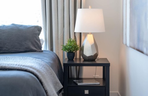 Revelstoke Condo | Brand new Revelstoke luxury 2- bedroom condo with hot tub. 3 minutes from Resort