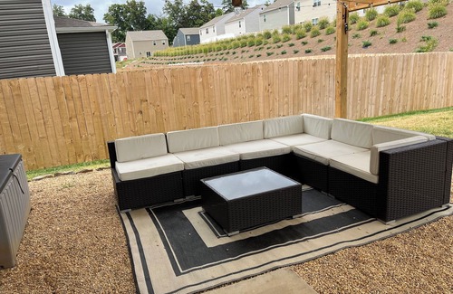 Ashley Oaks House | Brand new spacious 4-bedroom house with terrific outdoor space in Knoxville