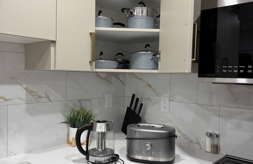 West Edmonton House | Brand New Stunning Suite West Edmonton
