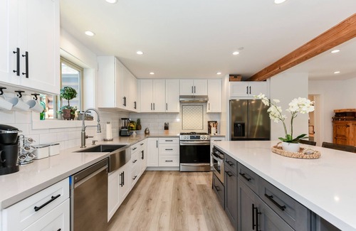 Big Bear Ski Chalet | Brand New Stylish Chalet Fire Pit Duplex