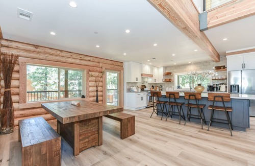 Big Bear Ski Chalet | Brand New Stylish Chalet Fire Pit Duplex