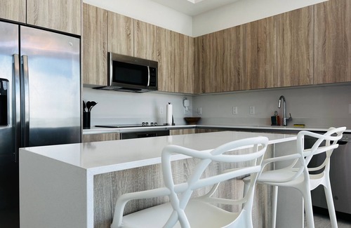 Midtown Apartment | BRAND NEW TOP FLOOR IN THE HEART OF MIAMI/SUPER CLOSE TO BEST AREAS