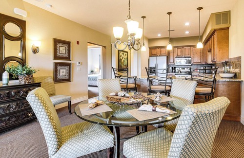 Branson Condo | Branson Condo w/Pool Access & Views, 3 Mi Dtwn!