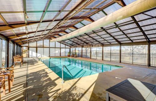 Table Rock Apartment | Branson Family Condo Golf, Relax and Swim!