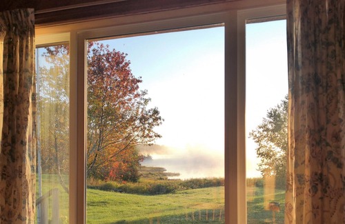 Cape Breton Island Cottage | Bras d'Or lake seclusion - Cottage on the coves