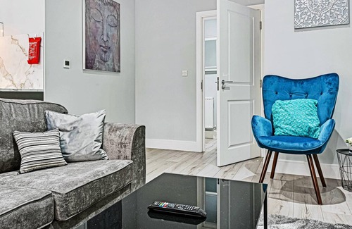 Bray on Thames Apartment | Braywick Serviced Apartments by Ferndale Apt 01