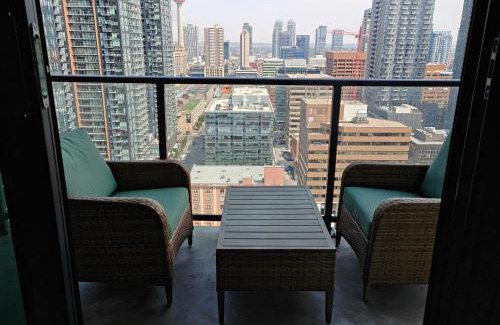 Connaught Apartment | Breath Taking View for 4Guest DTskyline-22nd Floor