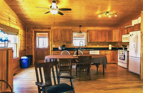 Oakpark Cabin | Breathe deep, stay cozy — spacious log cabin living on 30 acres in Aroda, VA