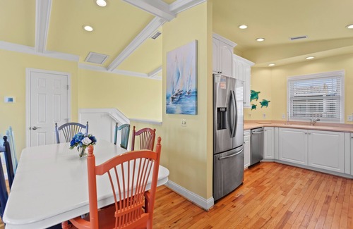 Holden Beach House | "Breathe EZ" - Oceanfront Home, 4 Bedrooms/3.5 Bathrooms