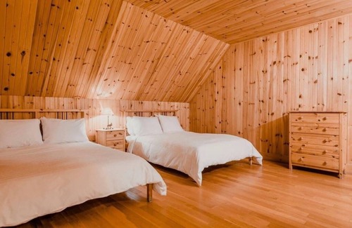 Saint-Paul-de-Montminy Ski Chalet | Breathtaking view of the Appalachian Park