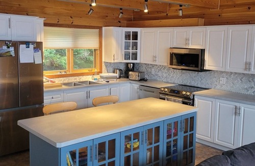 Tors Cove Cottage | Breathtaking 3 Acres of Oceanfront - Overlooking the Atlantic Ocean