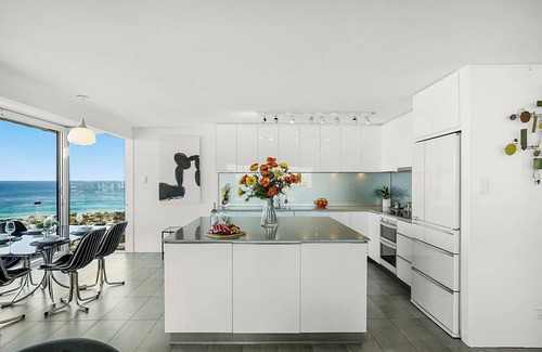 Scarborough Apartment | Breathtaking Oceanview Penthouse With Beach Access!