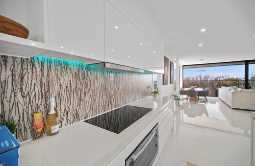 Forster Apartment | Breathtaking panoramic views meet tranquility and comfort. Forster HOT spot.