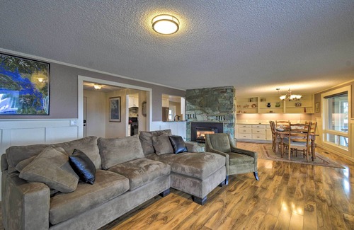 Port Ludlow House | Breathtaking Port Ludlow Home w/Deck & Yard