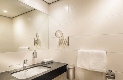 Wageningen Hotel | Breathtaking Stay w/Spa & Scenic Surroundings | Local Dining & Nature Spots