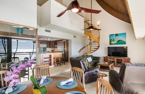 Wailua House Lots Condo | Breathtaking Sunrise View Oasis 3 Bedroom Sleeps 6, Oceanfront Luxury, Pool & AC