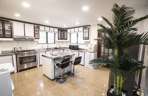 Panama City House | Breathtaking Views Mansion w/King Beds