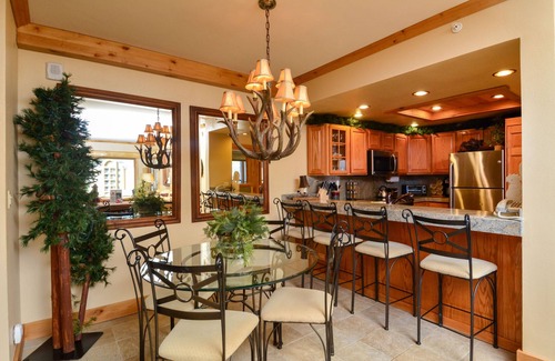 Peak 9 Condo | Breckenridge Ski In Ski Out Condo, Great Views, Pool & Hot Tubs, Walk to Town