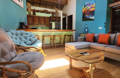 Palmetto Bay House | Breezy Beach Bungalow, Pool, Bar & Grill, Private Resort