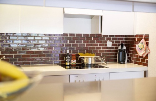 Engadin Scoul Apartment | Brentschpark No. 28: Charming renovated 2.5-room flat in the quiet located Brentschpark
