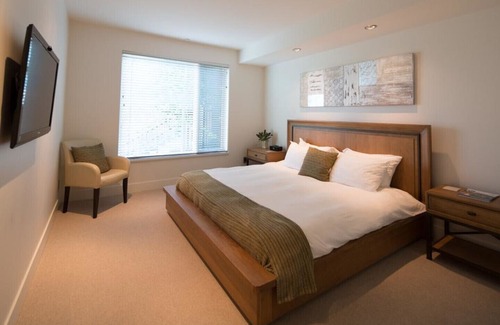 Brentwood Bay House | Brentwood Bay Resort - Ocean Villas