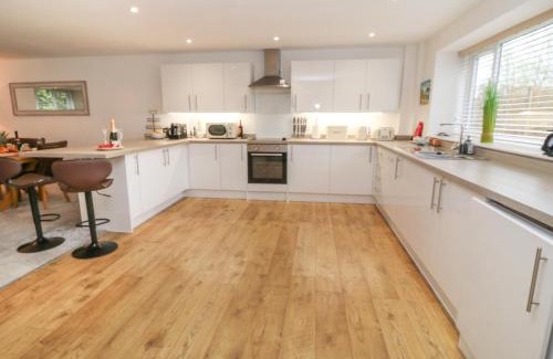 Looe House | Brewers Cottage