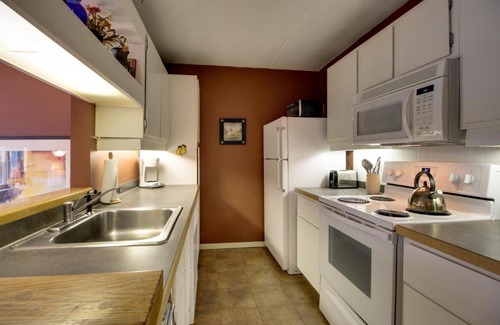 Warren Hotel | Bridges 53