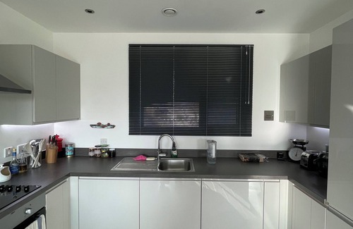 Coldharbour Apartment | Bright 1 BDR Flat Balcony Heart of Brixton