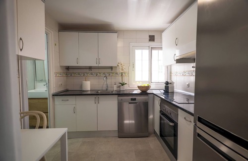 Castillejos Apartment | Bright 2BD/2BA Apt w/Private Terrace - Spacious