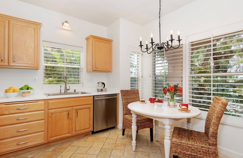 Santa Barbara Condo | Bright and Charming Condo with Beautiful Terrace