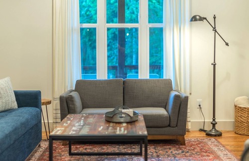 Asheville Cottage | Bright and Modern West Asheville Cottage