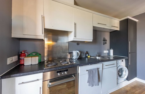 City Centre Glasgow Apartment | Bright and spacious 1bed penthouse in Glasgow's city centre