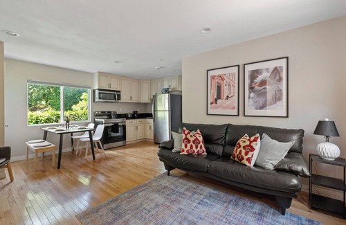 Pasadena House | Bright and Spacious 3BR Home Near Caltech