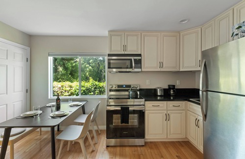 Pasadena House | Bright and Spacious 3BR Home Near Caltech