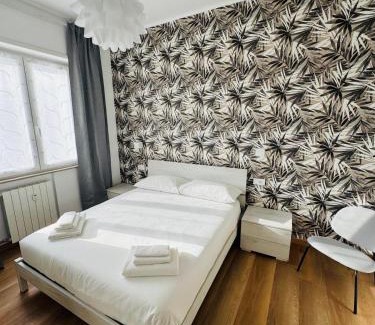 Sestri Ponente Apartment | Bright and Spacious Elegant Apartment 5 min Airport