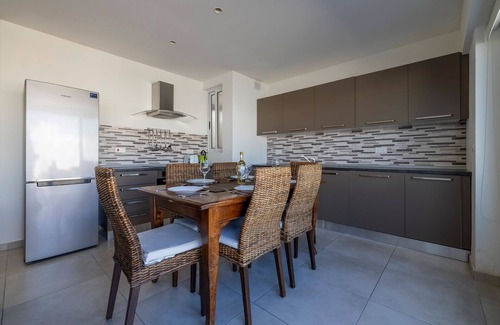 Msida Apartment | Bright and Spacious Penthouse with Large Terrace