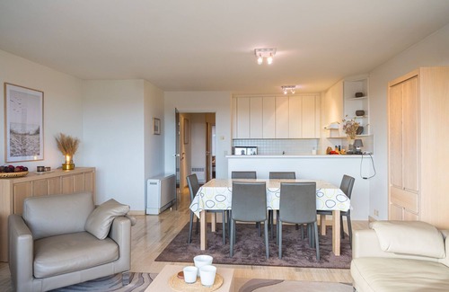 Middelkerke Apartment | Bright apartment with the terrace