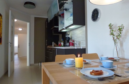 Niendorf/Ostsee Condo | Bright apartment with elevator, wellness area, fitness, sauna, families, WiFi