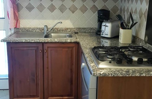 Castiadas House | Bright country home with land, privacy and tranquility 10 minutes from the sea