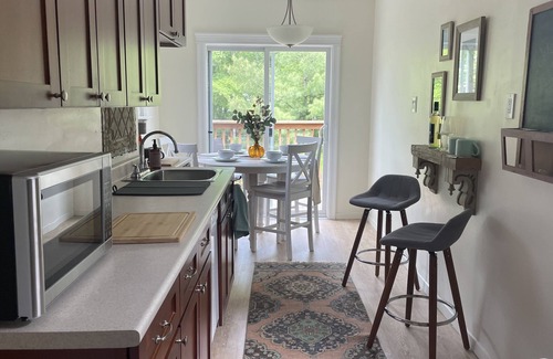 Harbourview House | Bright fresh with Harbour views close to everything