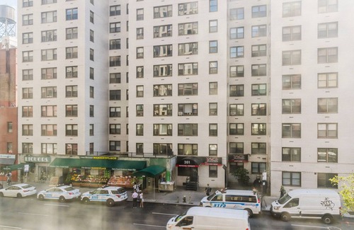 Gramercy Apartment | Bright Gramercy Park 1BR, Furnished w/Air Conditioning, by Blueground