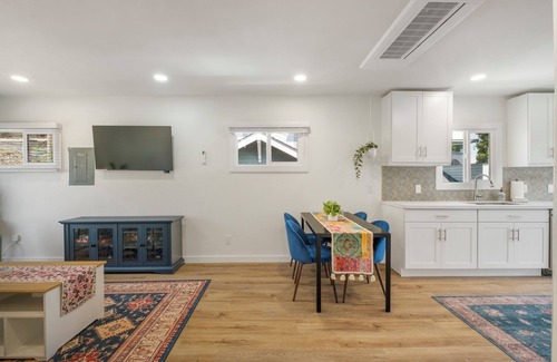 Lower Queen Anne House | Bright Home in Queen Anne near Space Needle!