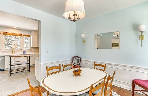 La Porte House | Bright Home Near Pine Lake w/Deck & Yard