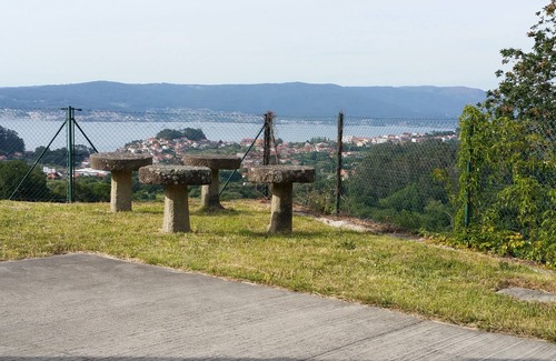 Marin House | BRIGHT HOUSE IN THE LOWER RIAS. IDEAL FOR FAMILIES. A STONE'S THROW FROM THE BEACHES